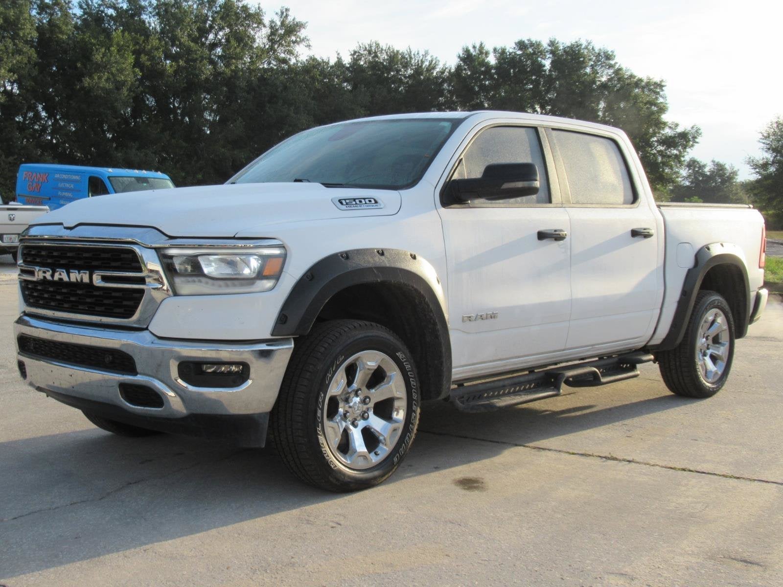 2023 RAM 1500 Big Horn Crew Cab 4x4 5'7' Box