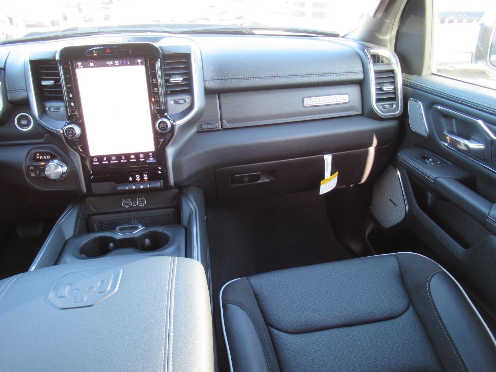 2027 RAM 1500 RAM 1500 LARAMIE CREW CAB 4X4 5'7' BOX