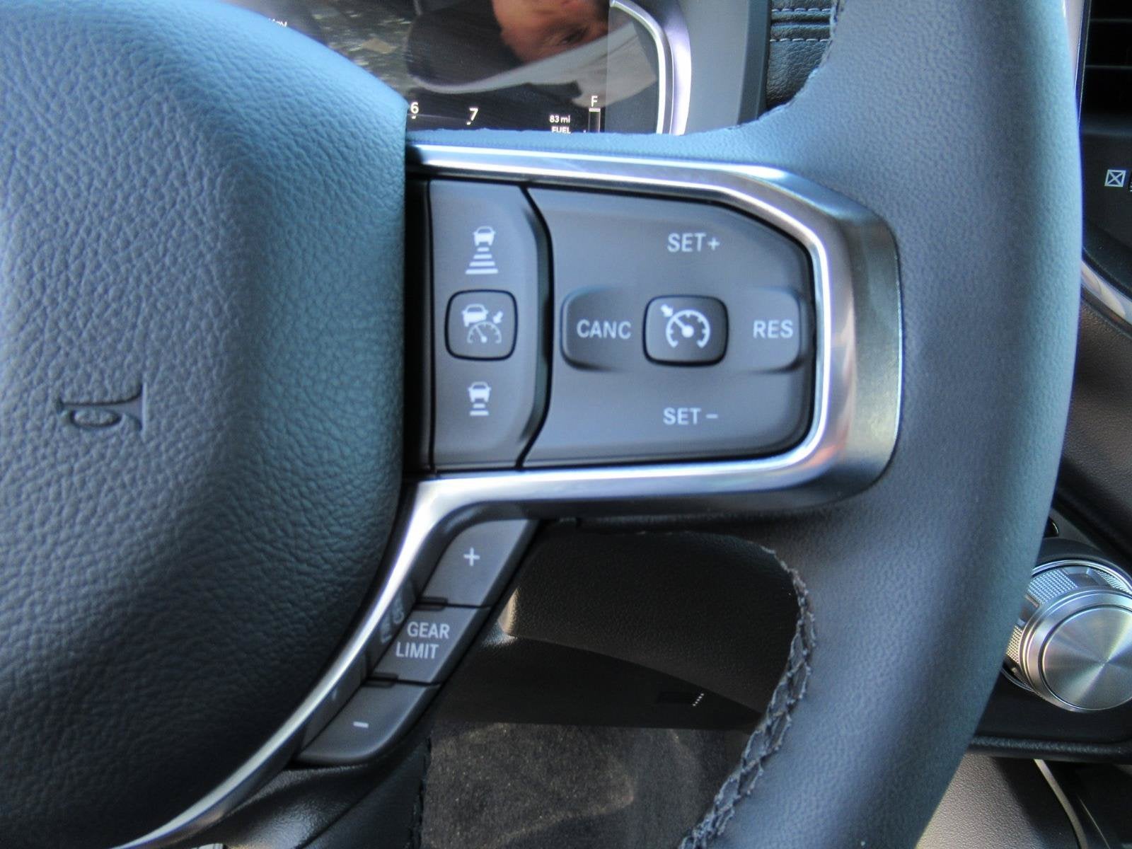 2027 RAM 1500 RAM 1500 LARAMIE CREW CAB 4X4 5'7' BOX