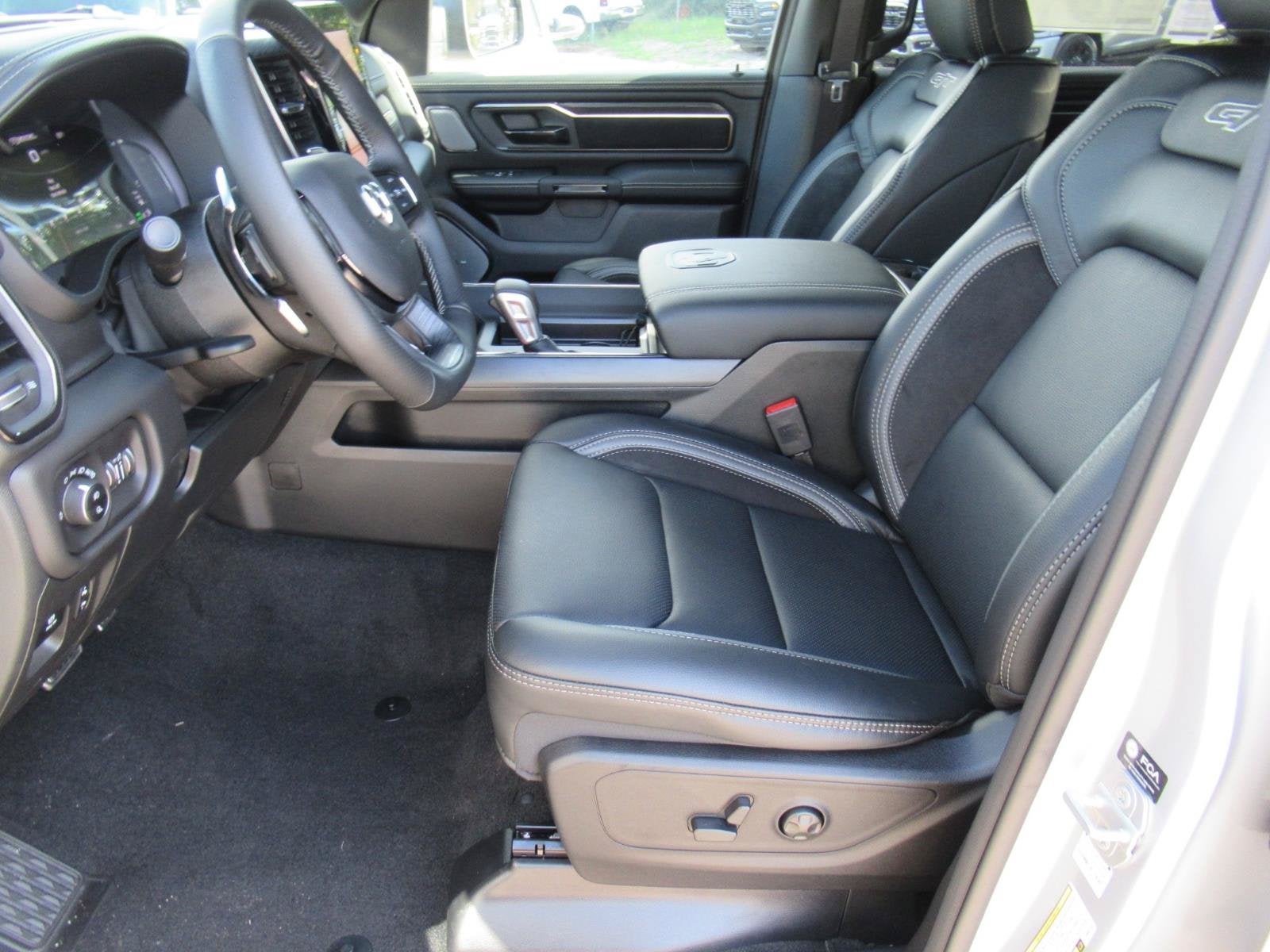 2027 RAM Ram 1500 RAM 1500 REBEL CREW CAB 4X4 5'7' BOX