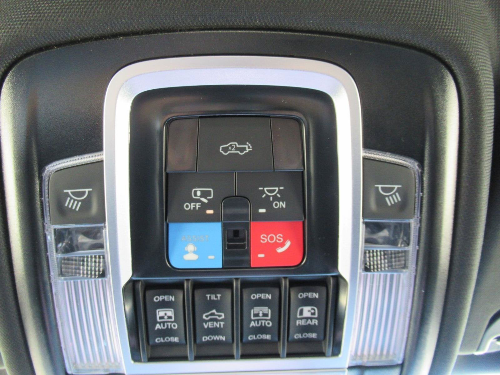 2027 RAM Ram 1500 RAM 1500 REBEL CREW CAB 4X4 5'7' BOX