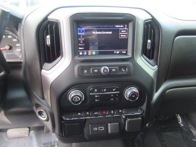 2024 Chevrolet Silverado 1500 2WD Crew Cab Short Bed Custom