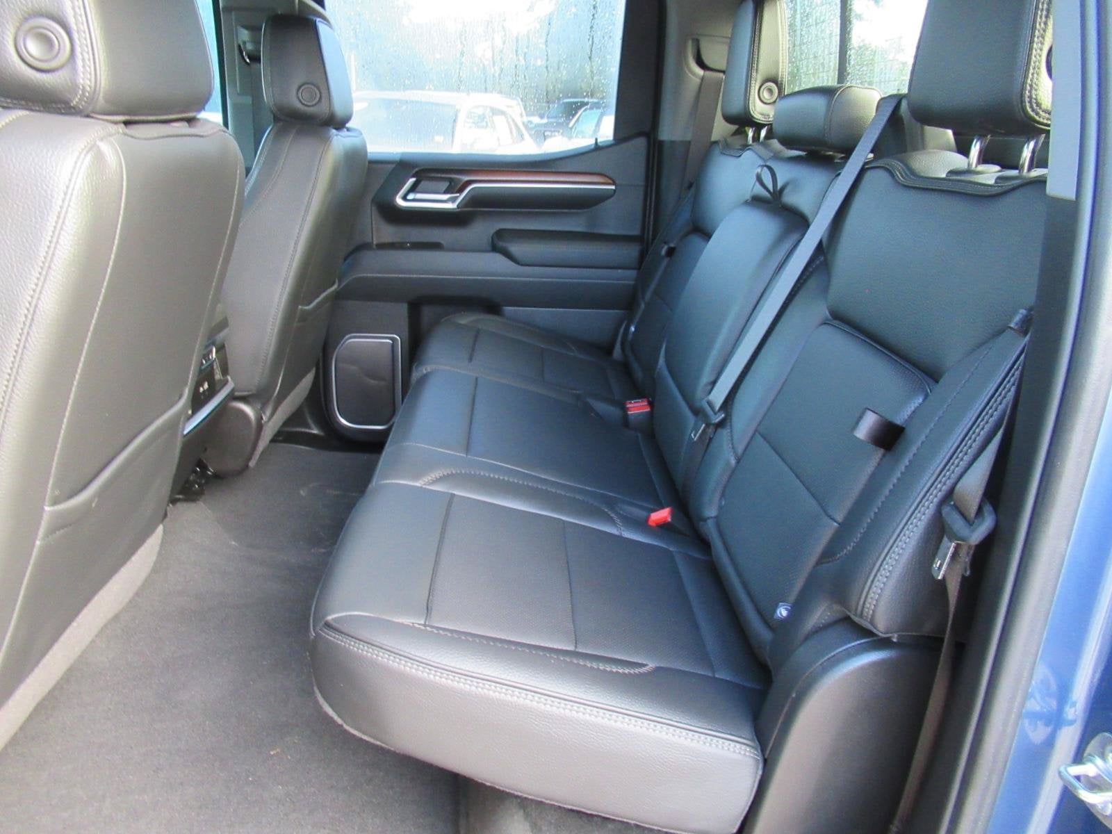 2025 GMC Sierra 1500 4WD Crew Cab Short Box Denali