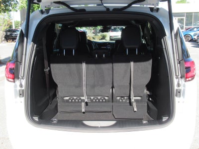 2027 Chrysler Pacifica PACIFICA SELECT