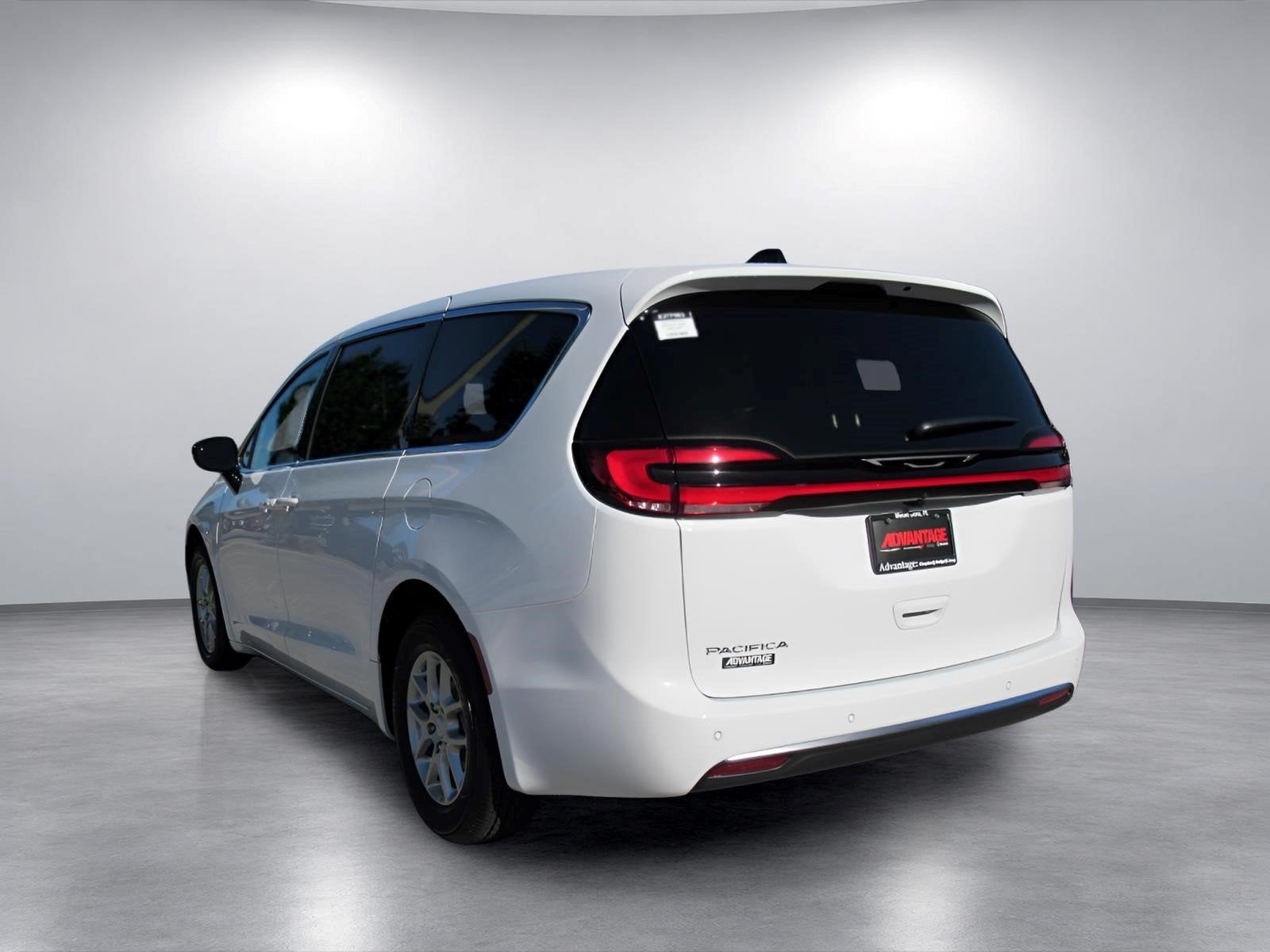 2027 Chrysler Pacifica PACIFICA SELECT