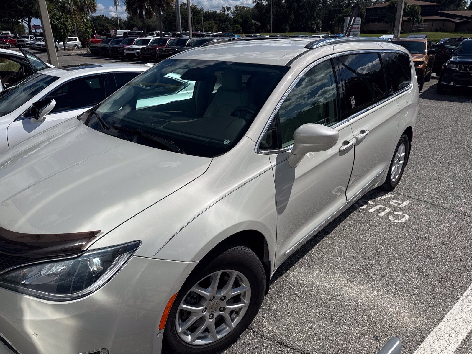 2020 Chrysler Pacifica Touring L
