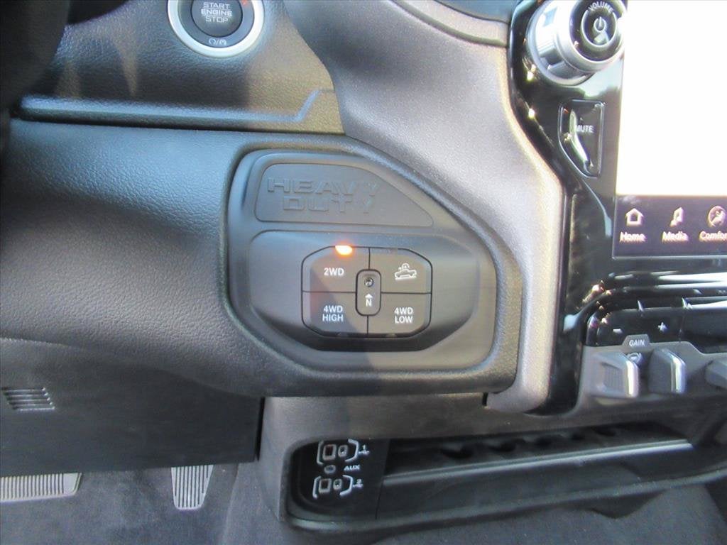 2026 RAM 2500 RAM 2500 WARLOCK CREW CAB 4X4 6'4' BOX