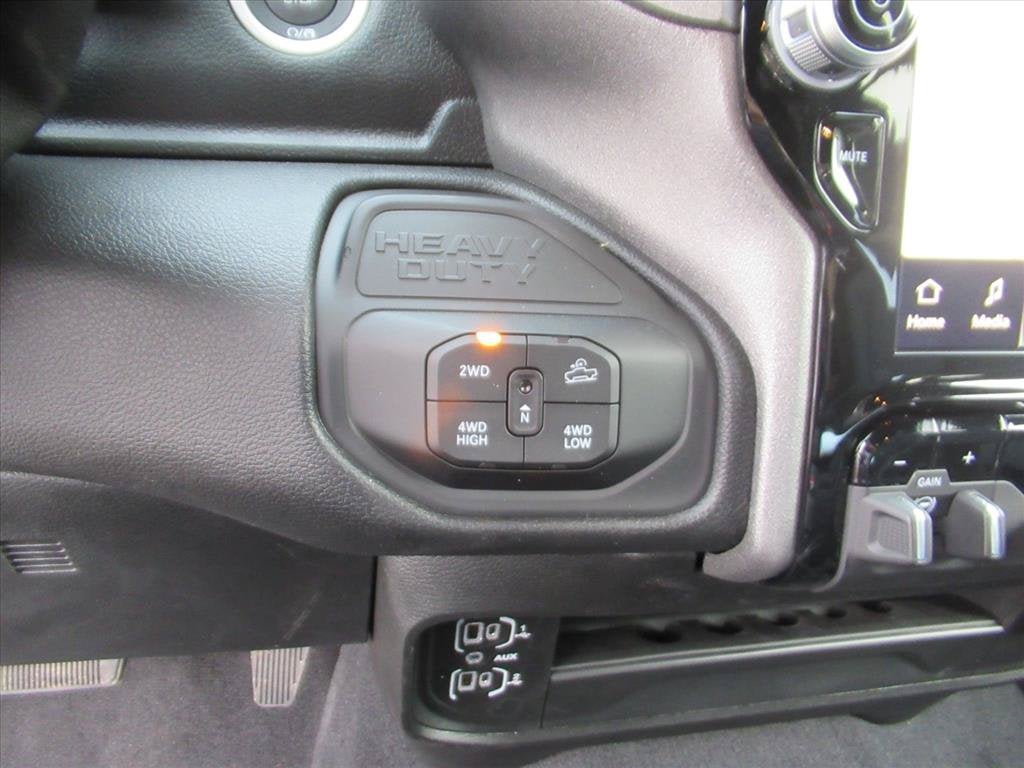 2026 RAM Ram 2500 RAM 2500 WARLOCK CREW CAB 4X4 6'4' BOX