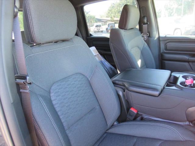 2027 RAM Ram 1500 RAM 1500 WARLOCK CREW CAB 4X4 5'7' BOX