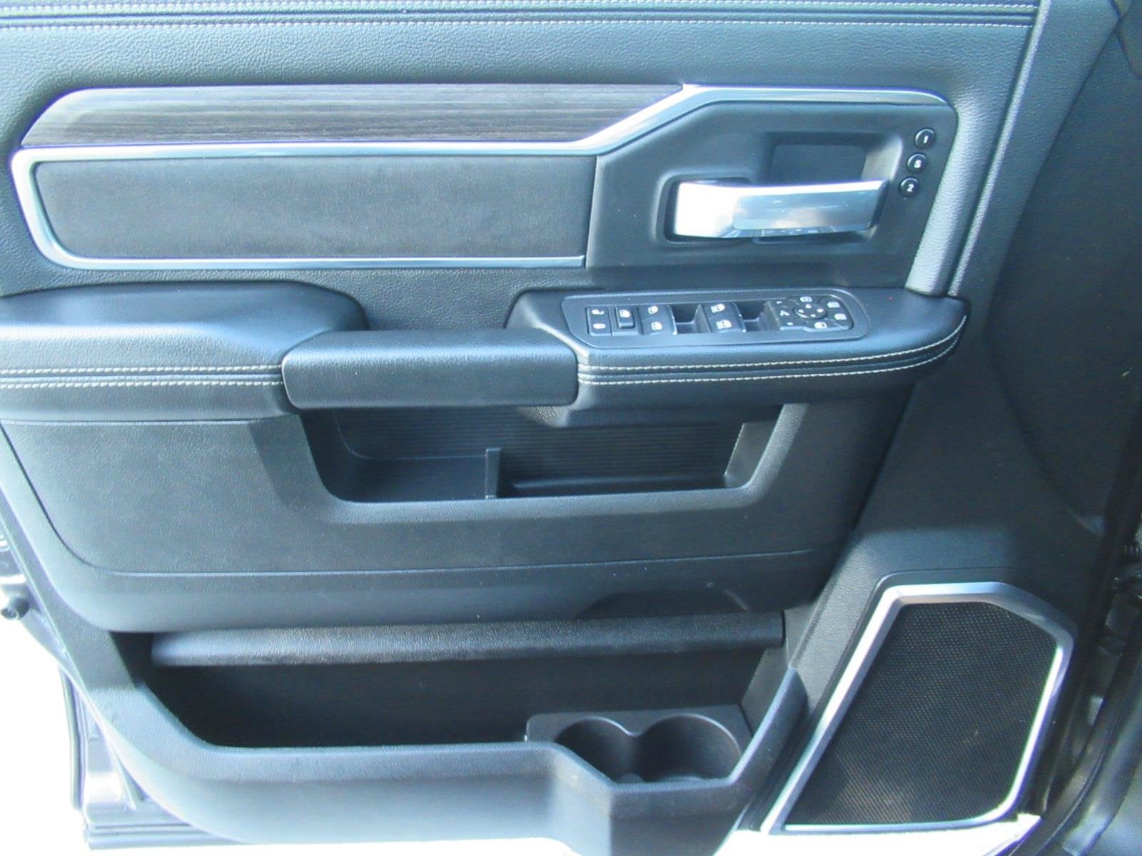 2026 RAM 2500 Laramie Crew Cab 4x4 6'4' Box
