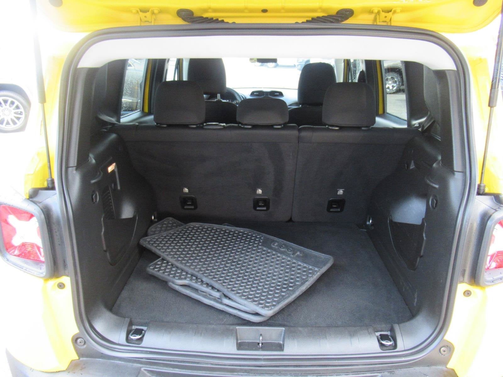 2023 Jeep Renegade Latitude 4x4
